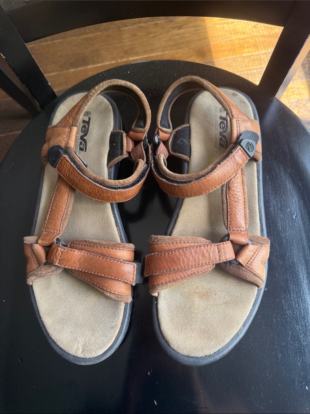 Teva Mens Terra Fi 2 Brown Waterproof Leather Hook-and-Loop Strap Sandals 11